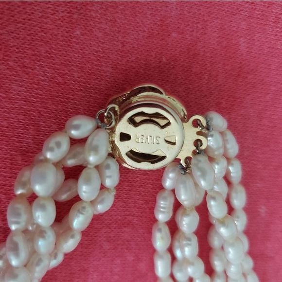 GORGEOUS Freshwater Pearl Necklace SIX Strands Hidden Flower Box Clasp - Picture 4 of 7